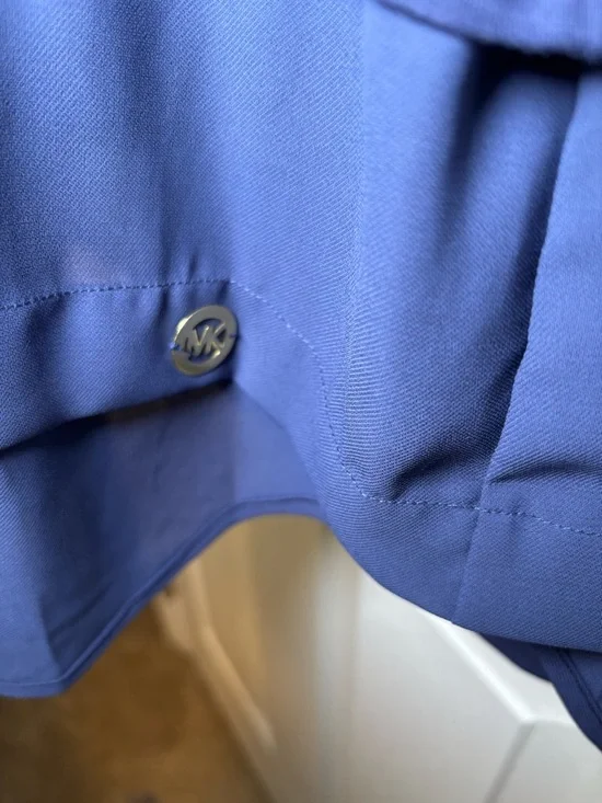 True Navy Blue Michael Kors tank with sheer panel size XL NWT - Picture 3 of 4